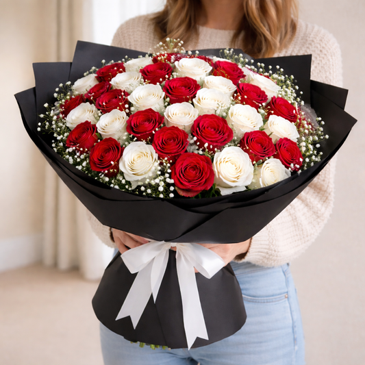 Red and White Roses Bouquet Delivery in Dubai – Same Day