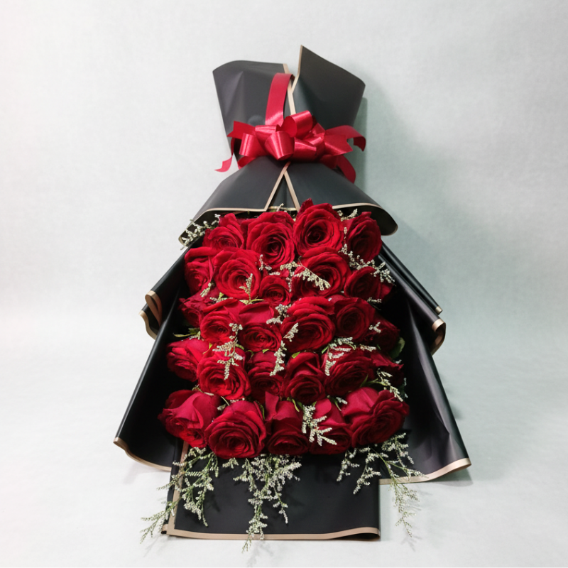 Black dress-shaped bouquet with red roses, flower online.